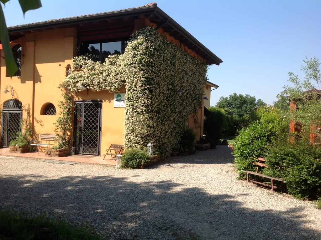 Azienda Agrituristica Santissima Trinita Budrio  Buitenkant foto